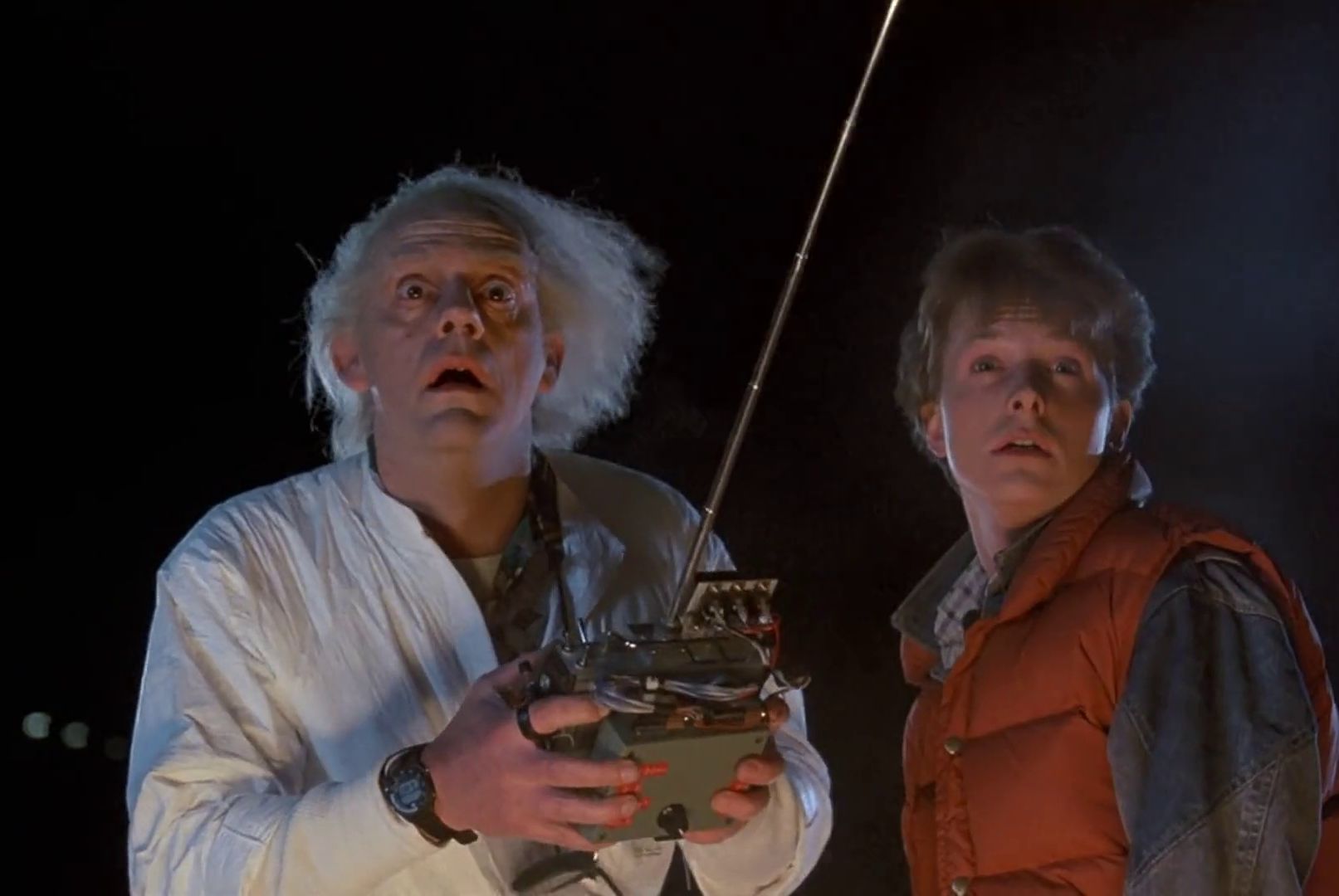 Back to the Future's Michael J. Fox, Christopher Lloyd, Lea Thompson ...